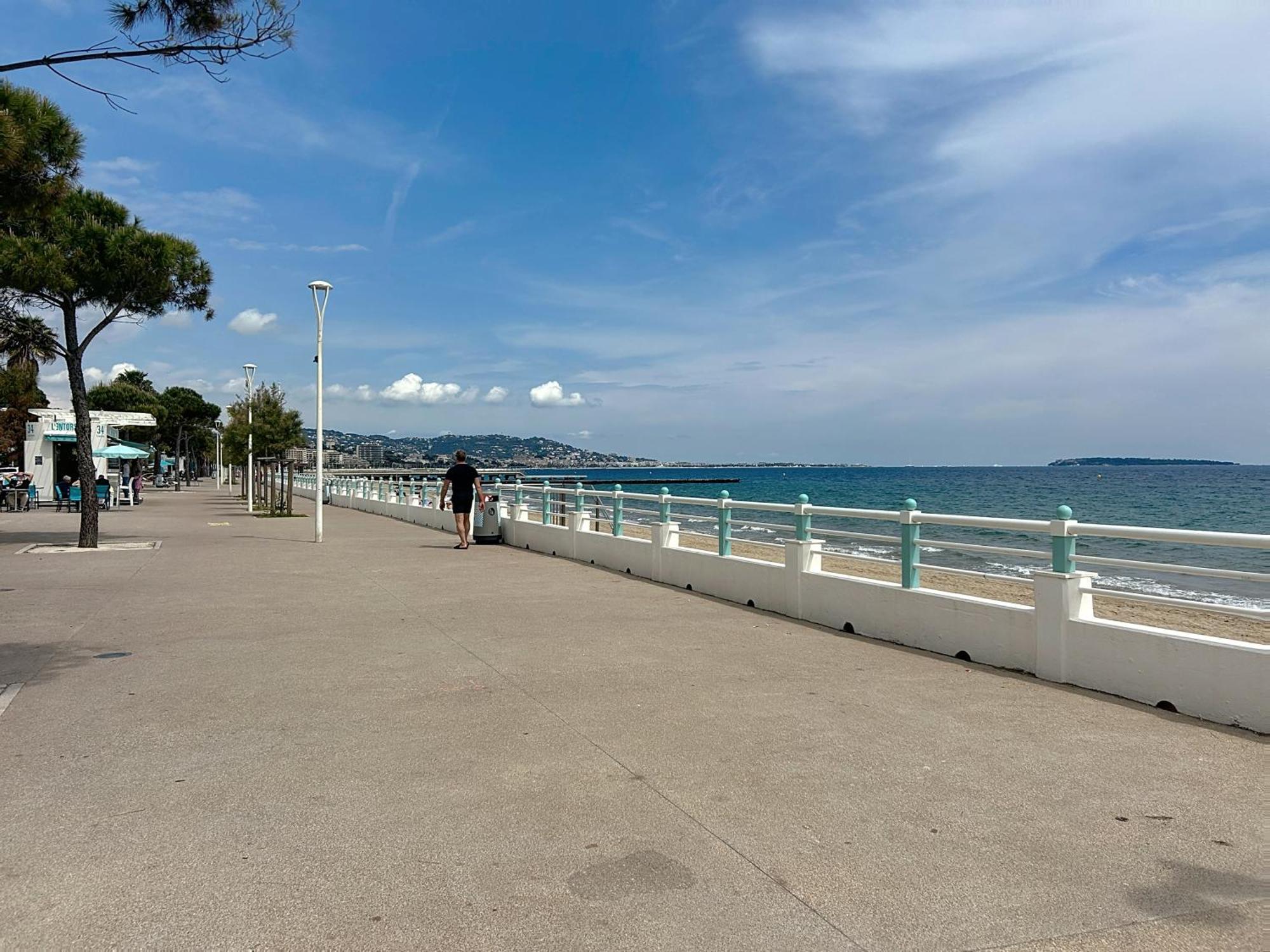 Bozca - Front De * Cannes