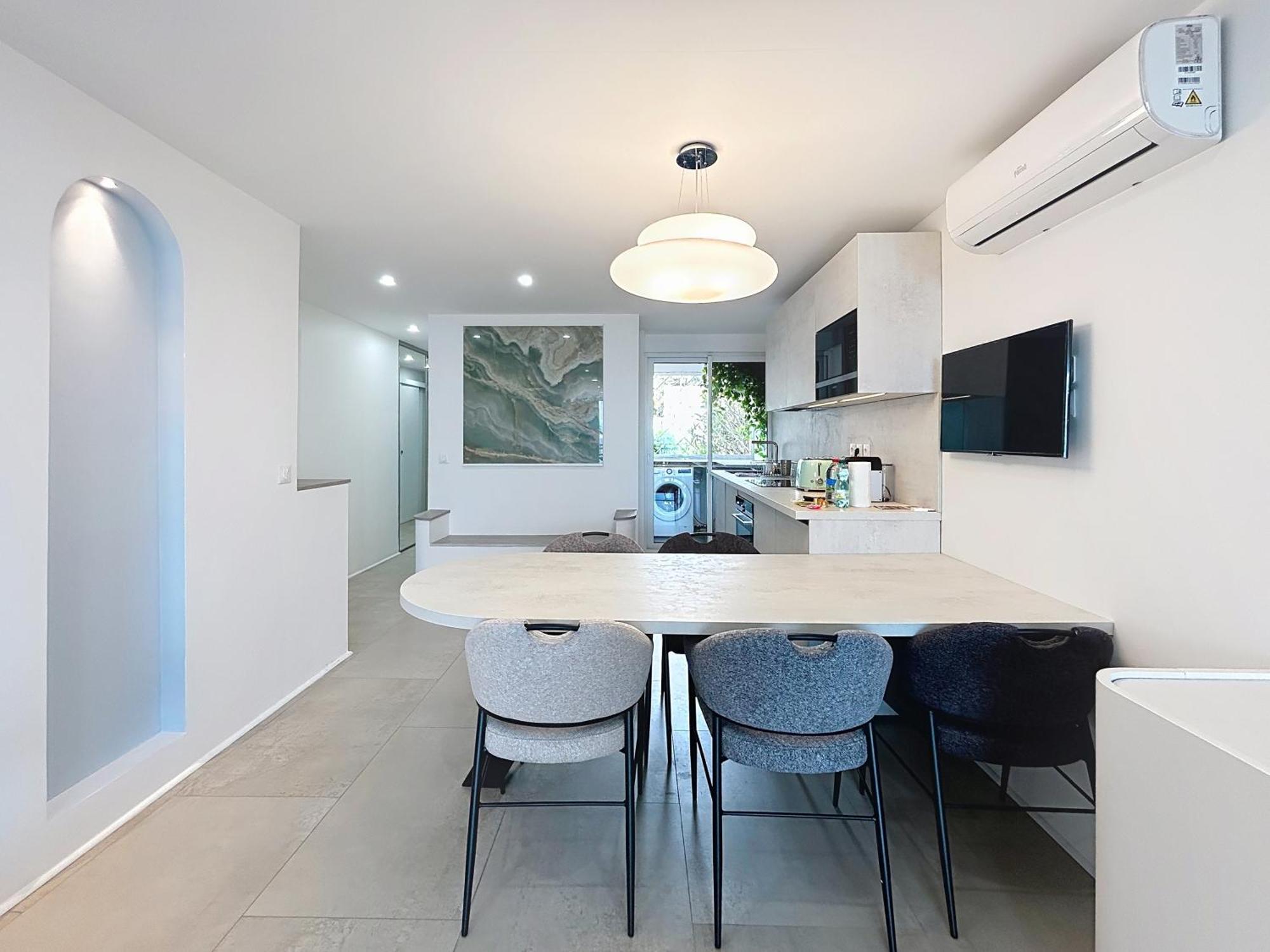 Bozca - Front De Apartment Cannes